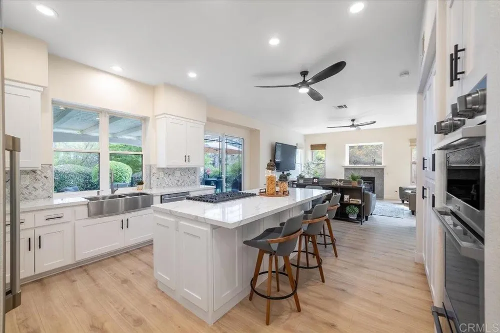 2507 Saffron Escondido, CA 92029
