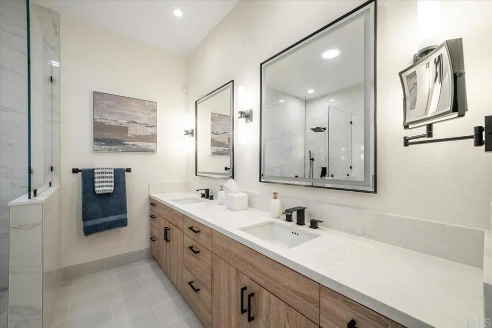 2507 Saffron Escondido, CA 92029