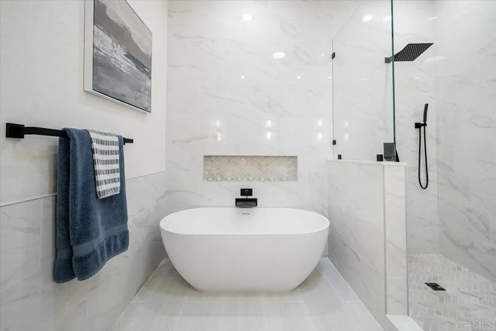2507 Saffron Escondido, CA 92029
