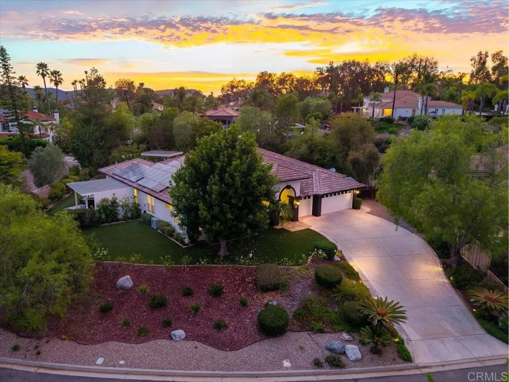 2507 Saffron Escondido, CA 92029