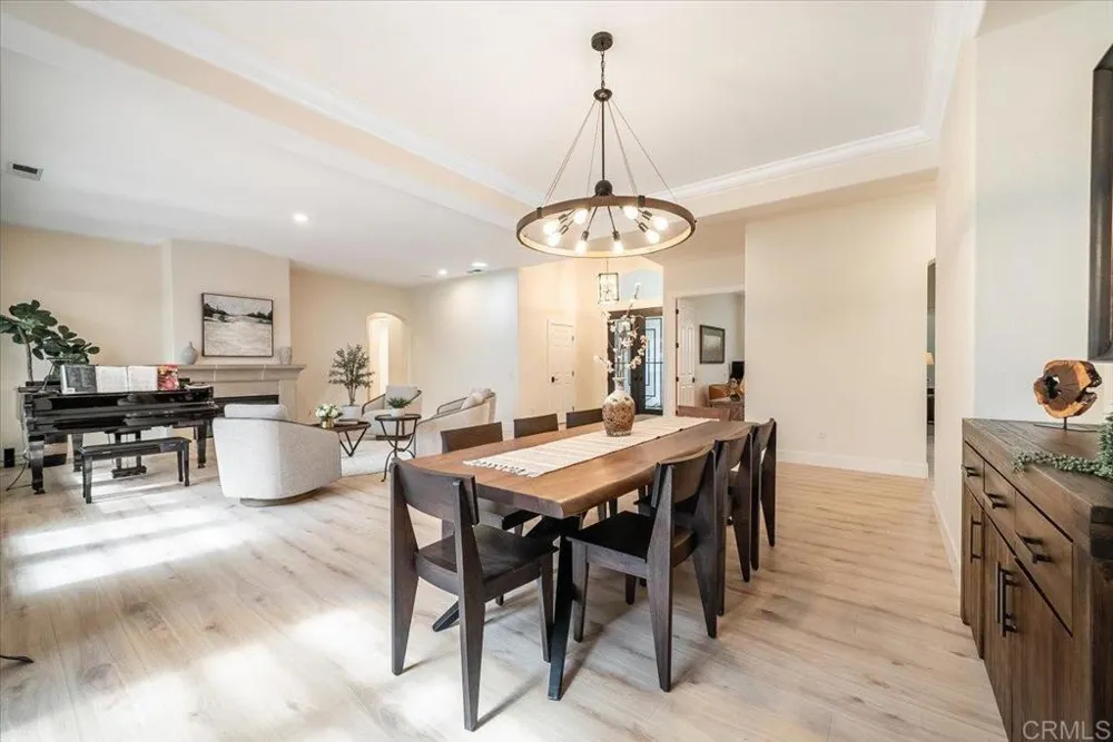 2507 Saffron Escondido, CA 92029