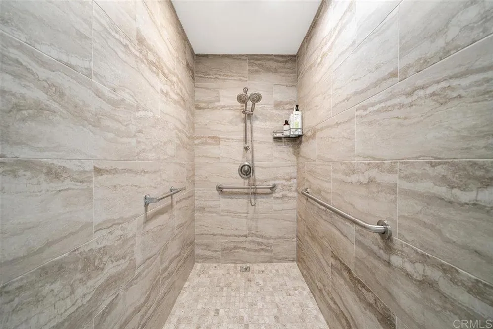 2507 Saffron Escondido, CA 92029