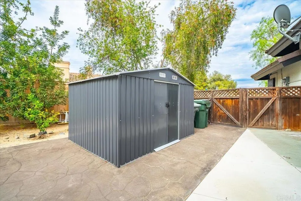 2507 Saffron Escondido, CA 92029