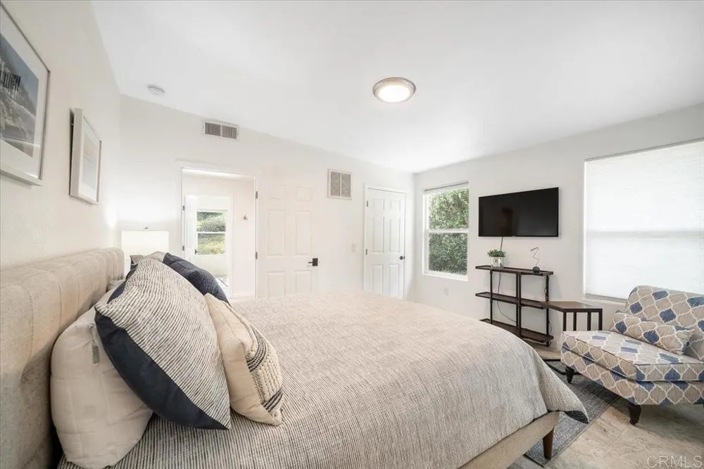 2507 Saffron Escondido, CA 92029