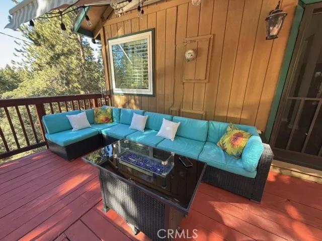 33519 Falling Leaf Drive Green Valley Lake, CA 92341