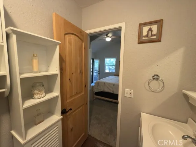 33519 Falling Leaf Drive Green Valley Lake, CA 92341