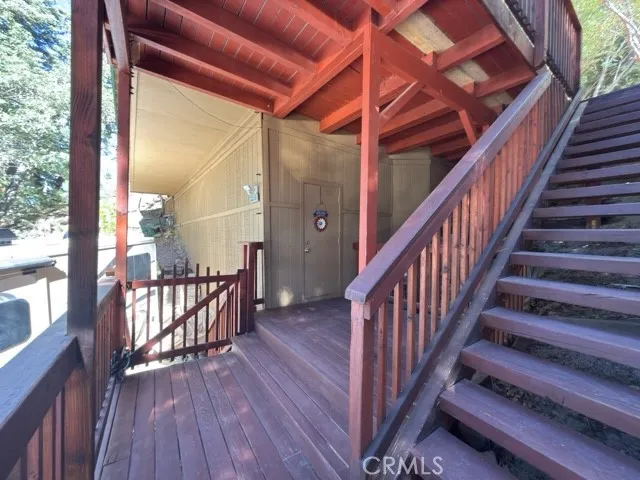 33519 Falling Leaf Drive Green Valley Lake, CA 92341