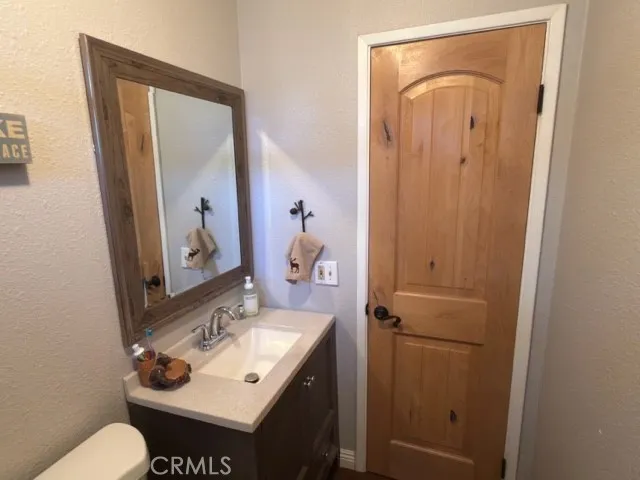 33519 Falling Leaf Drive Green Valley Lake, CA 92341
