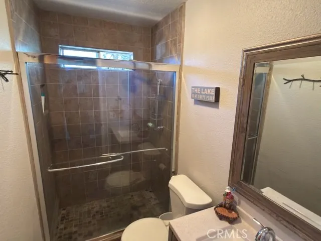 33519 Falling Leaf Drive Green Valley Lake, CA 92341