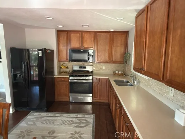 33519 Falling Leaf Drive Green Valley Lake, CA 92341