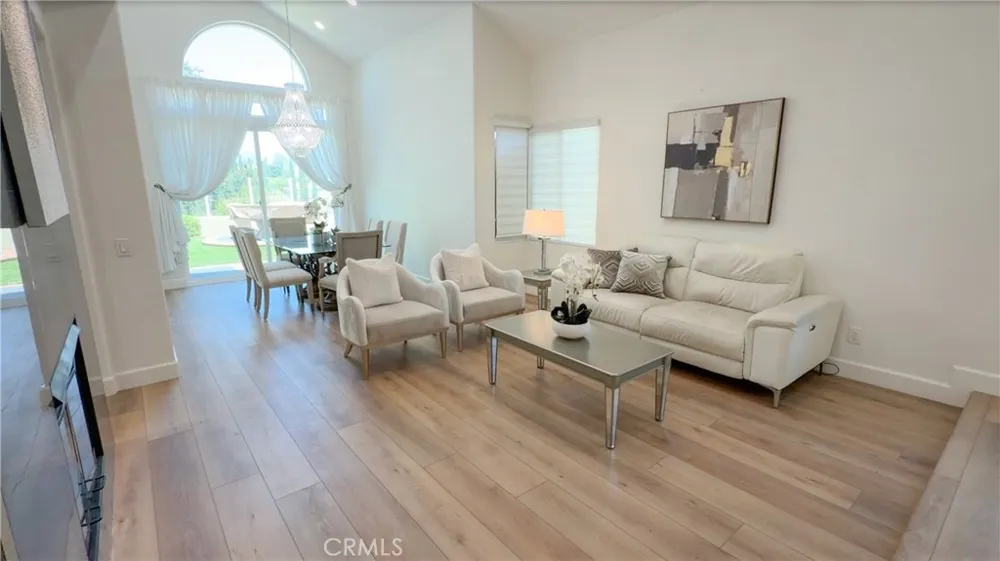 15 Tierra Vista Laguna Hills, CA 92653