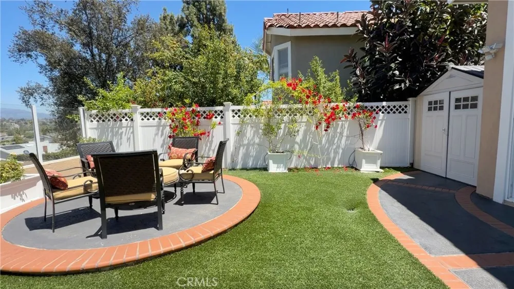15 Tierra Vista Laguna Hills, CA 92653