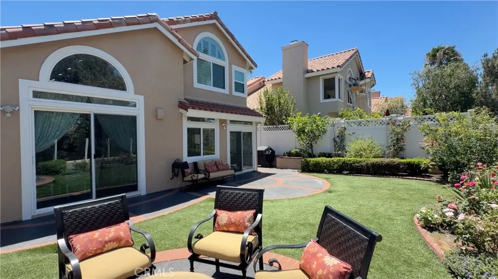 15 Tierra Vista Laguna Hills, CA 92653