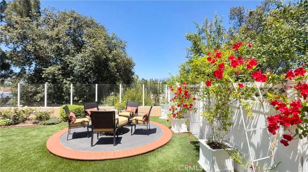 15 Tierra Vista Laguna Hills, CA 92653