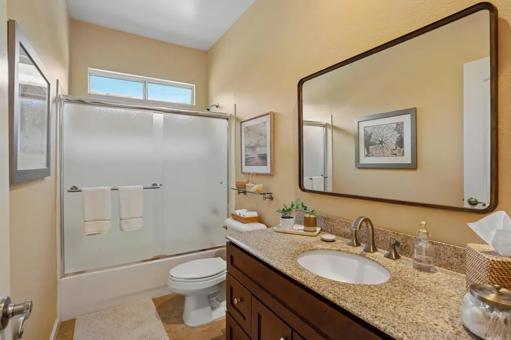 40620 Baranda Court Palm Desert, CA 92260