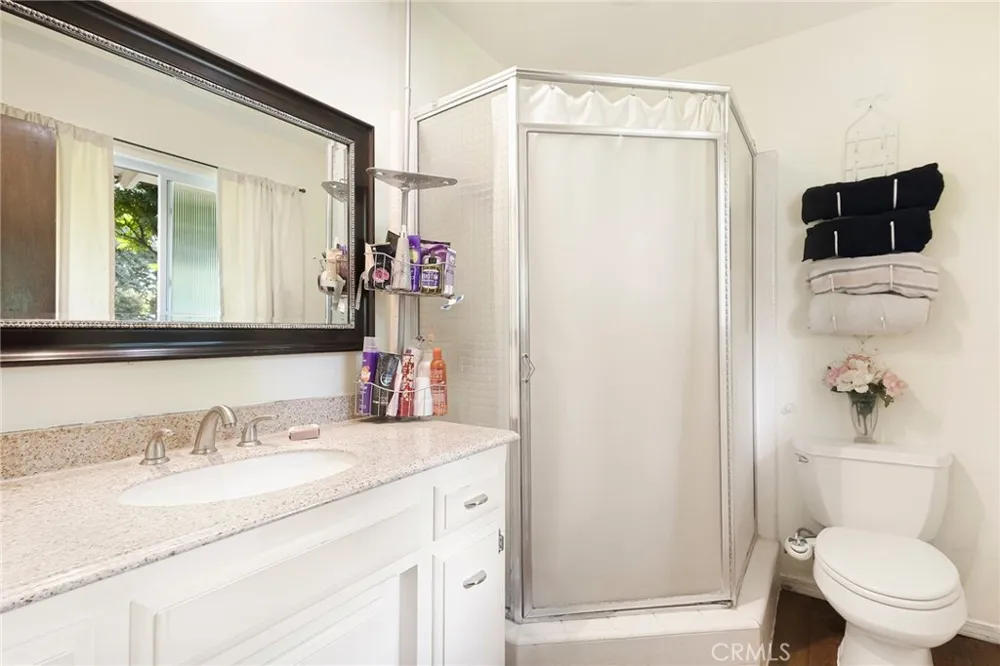1915 Manzanita Chico, CA 95926