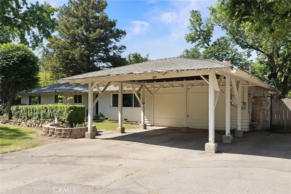 1915 Manzanita Chico, CA 95926
