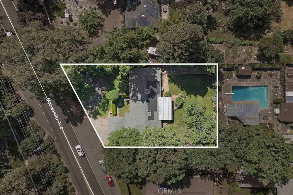 1915 Manzanita Chico, CA 95926