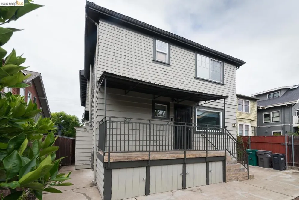 357 Alcatraz Ave Oakland, CA 94618