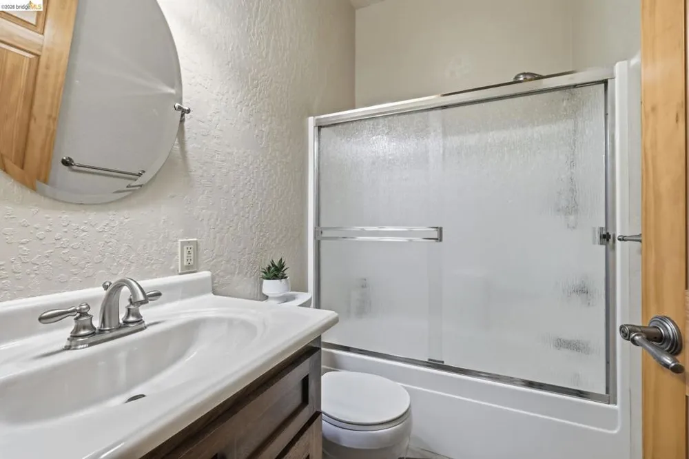 28421 Old Strawberry Rd Strawberry, CA 95375