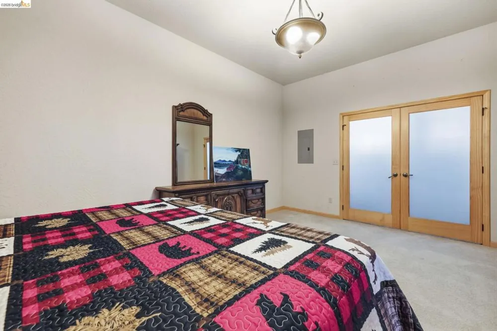 28421 Old Strawberry Rd Strawberry, CA 95375
