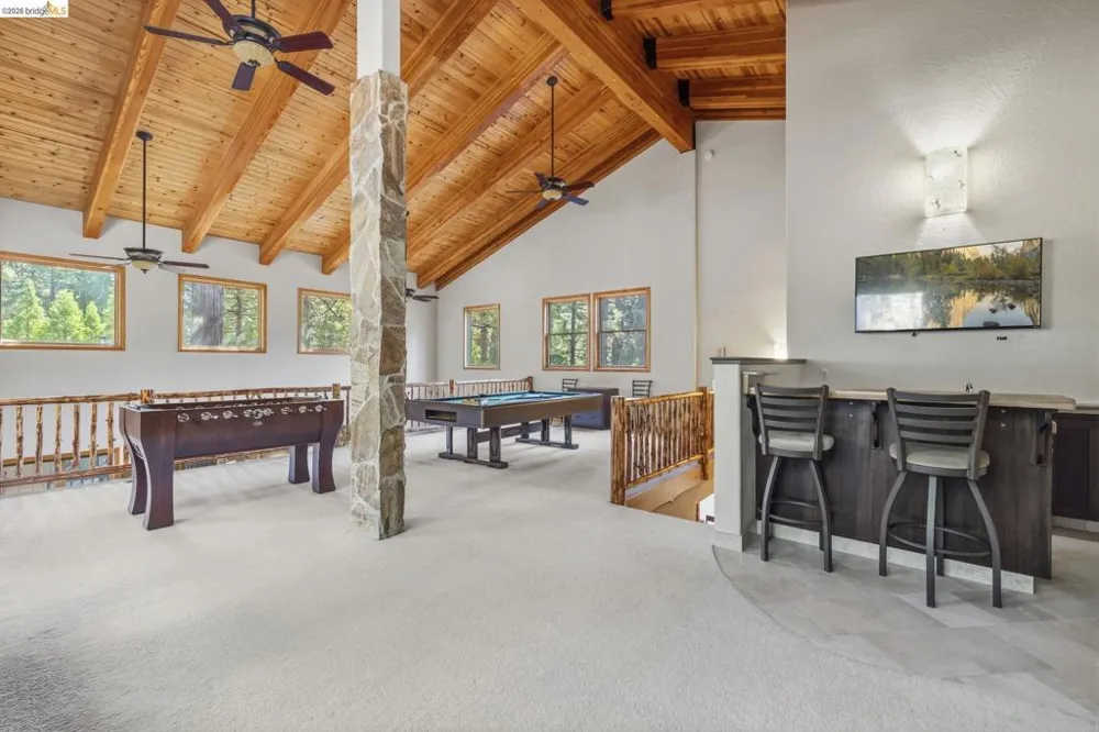 28421 Old Strawberry Rd Strawberry, CA 95375