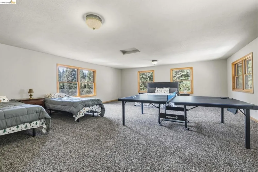 28421 Old Strawberry Rd Strawberry, CA 95375
