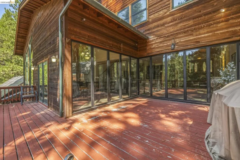 28421 Old Strawberry Rd Strawberry, CA 95375