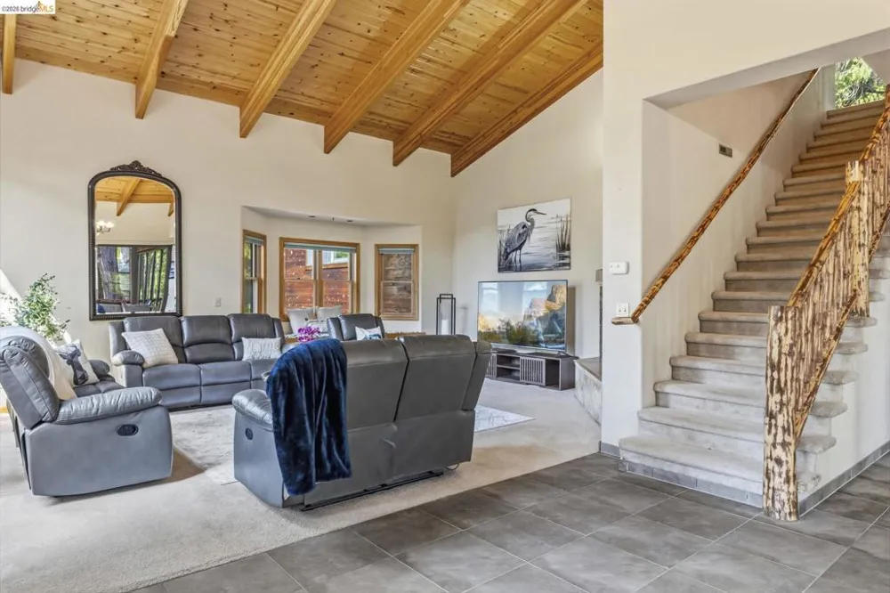 28421 Old Strawberry Rd Strawberry, CA 95375