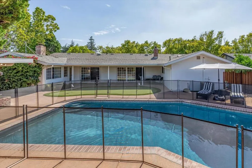 7821 Filice Drive Gilroy, CA 95020