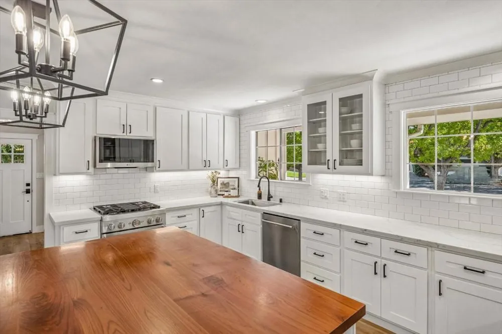7821 Filice Drive Gilroy, CA 95020