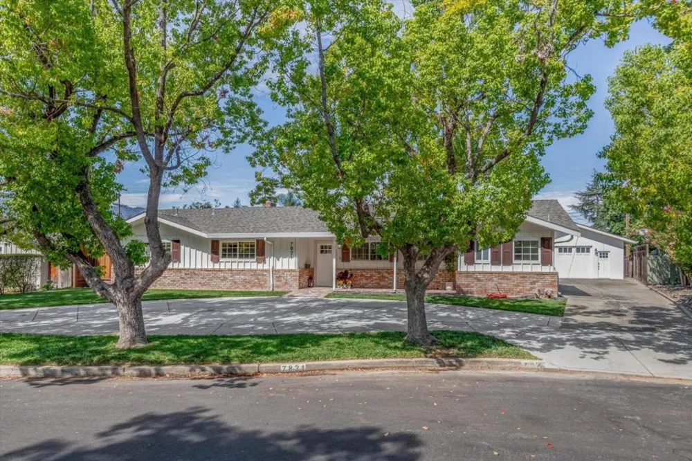 7821 Filice Drive Gilroy, CA 95020