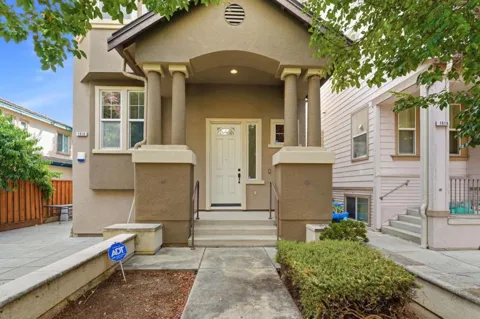 1618 Salamoni Court
