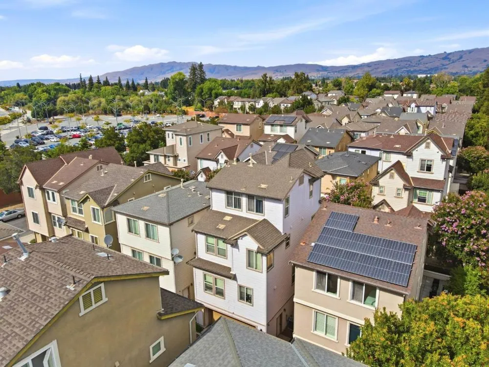 1618 Salamoni Court San Jose, CA 95133