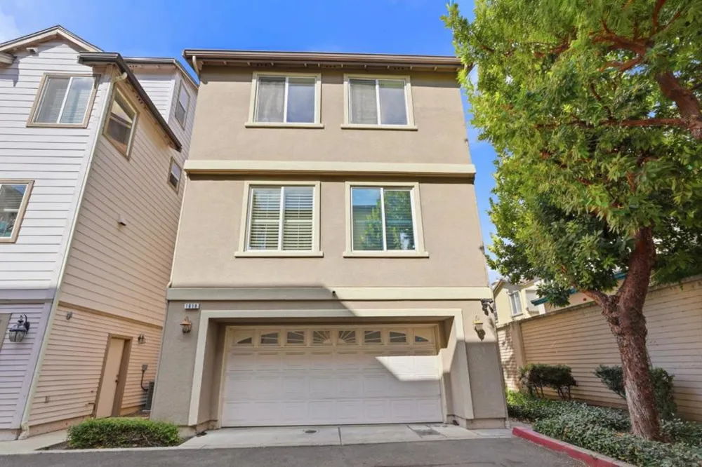 1618 Salamoni Court San Jose, CA 95133