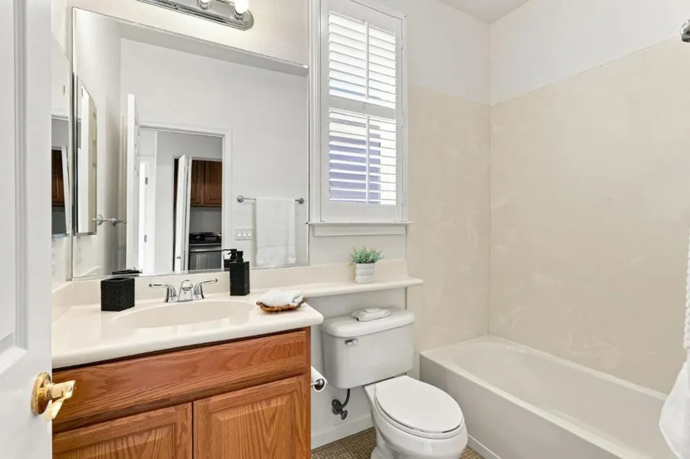 1618 Salamoni Court San Jose, CA 95133