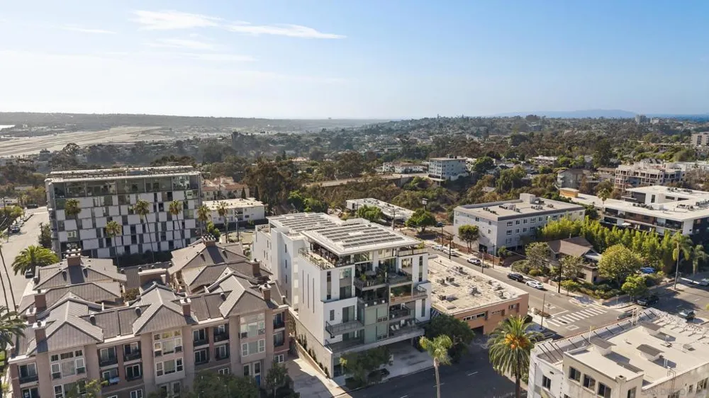 2750 4th #203 San Diego, CA 92103