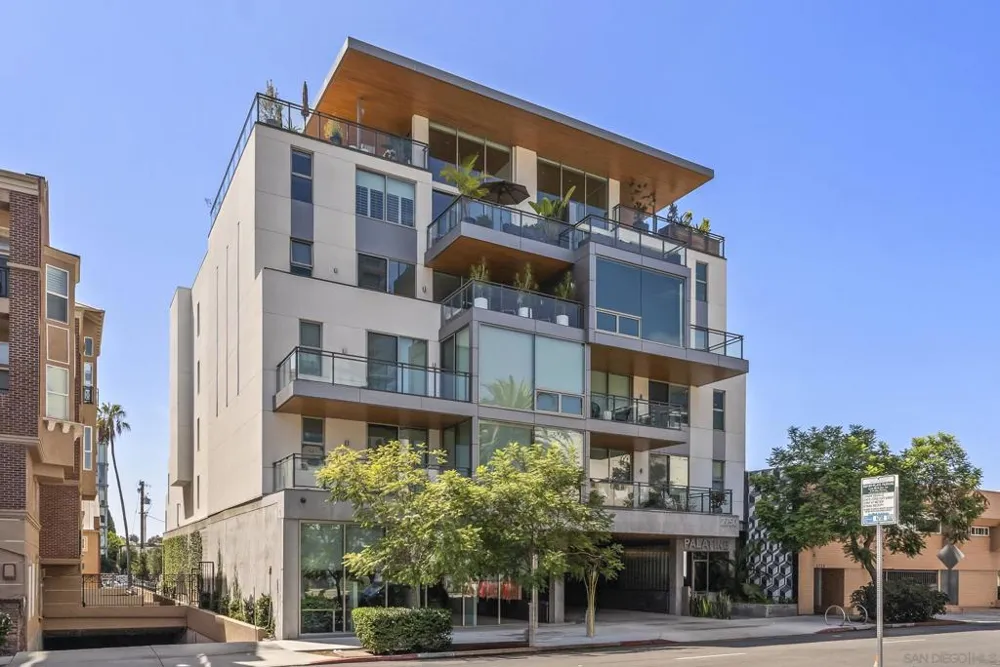 2750 4th #203 San Diego, CA 92103