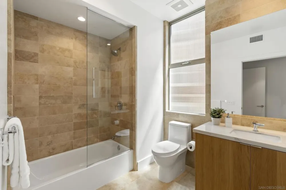 2750 4th #203 San Diego, CA 92103