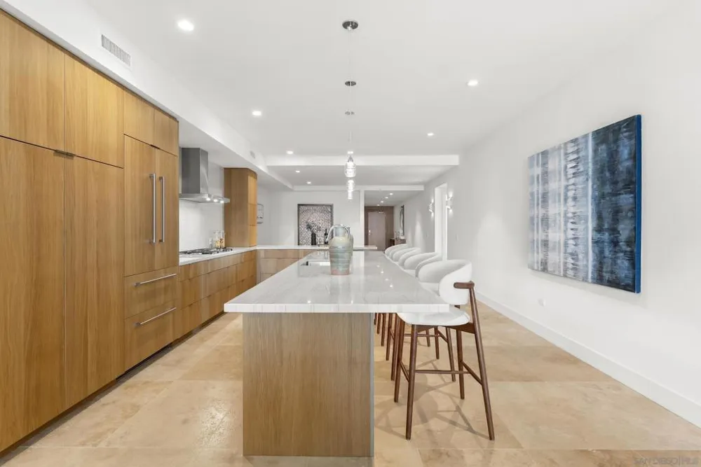 2750 4th #203 San Diego, CA 92103