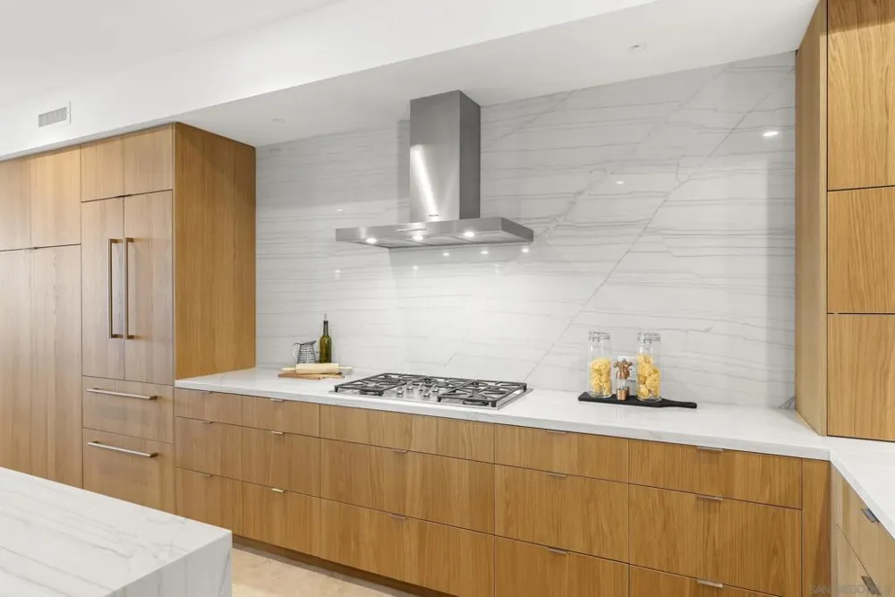 2750 4th #203 San Diego, CA 92103