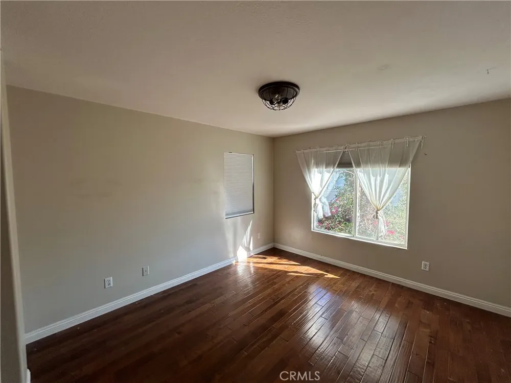 691 Asia Court Simi Valley, CA 93065