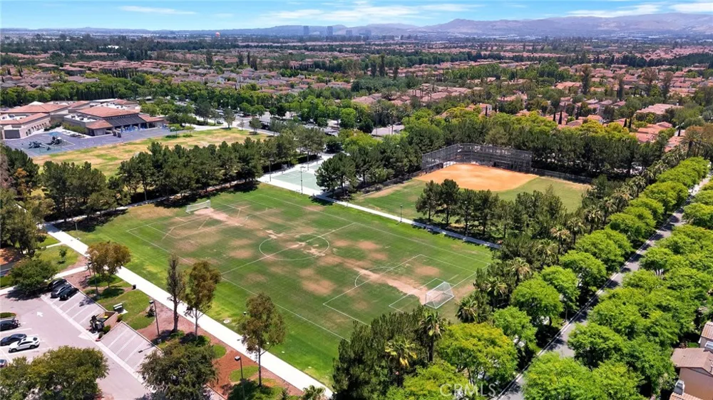 46 Herringbone Irvine, CA 92620