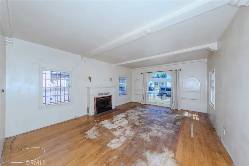 4076 Liberty Boulevard South Gate, CA 90280