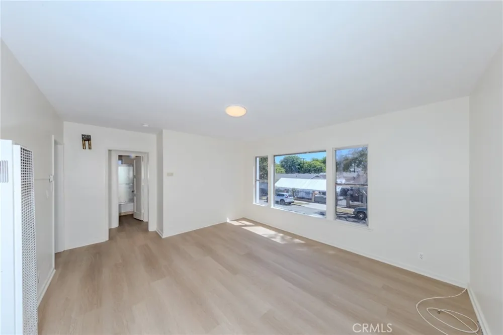 4076 Liberty Boulevard South Gate, CA 90280