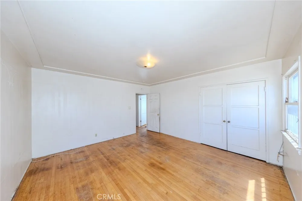 4076 Liberty Boulevard South Gate, CA 90280