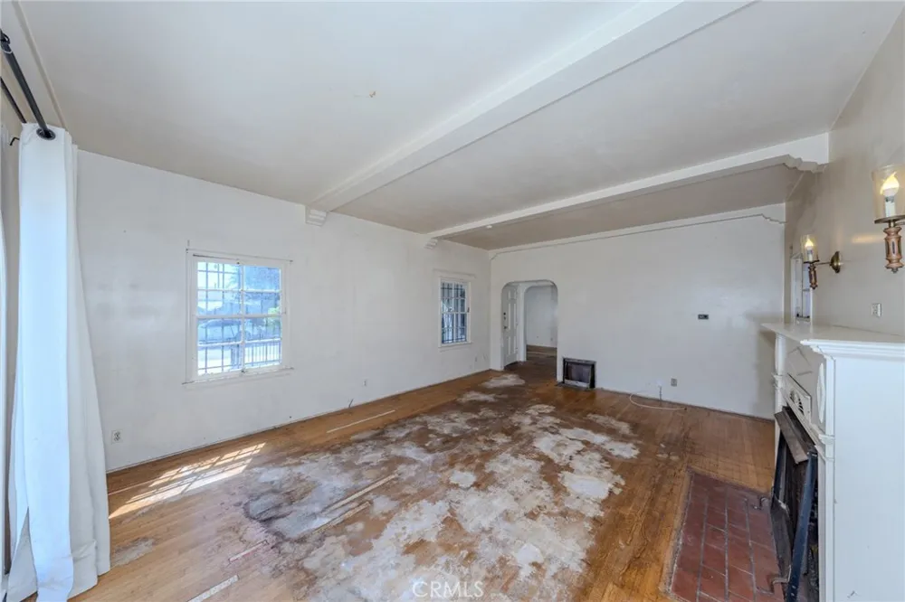 4076 Liberty Boulevard South Gate, CA 90280