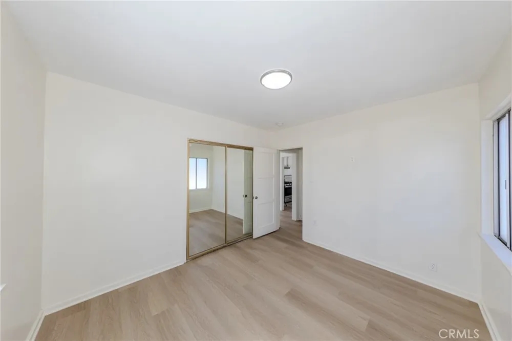 4076 Liberty Boulevard South Gate, CA 90280