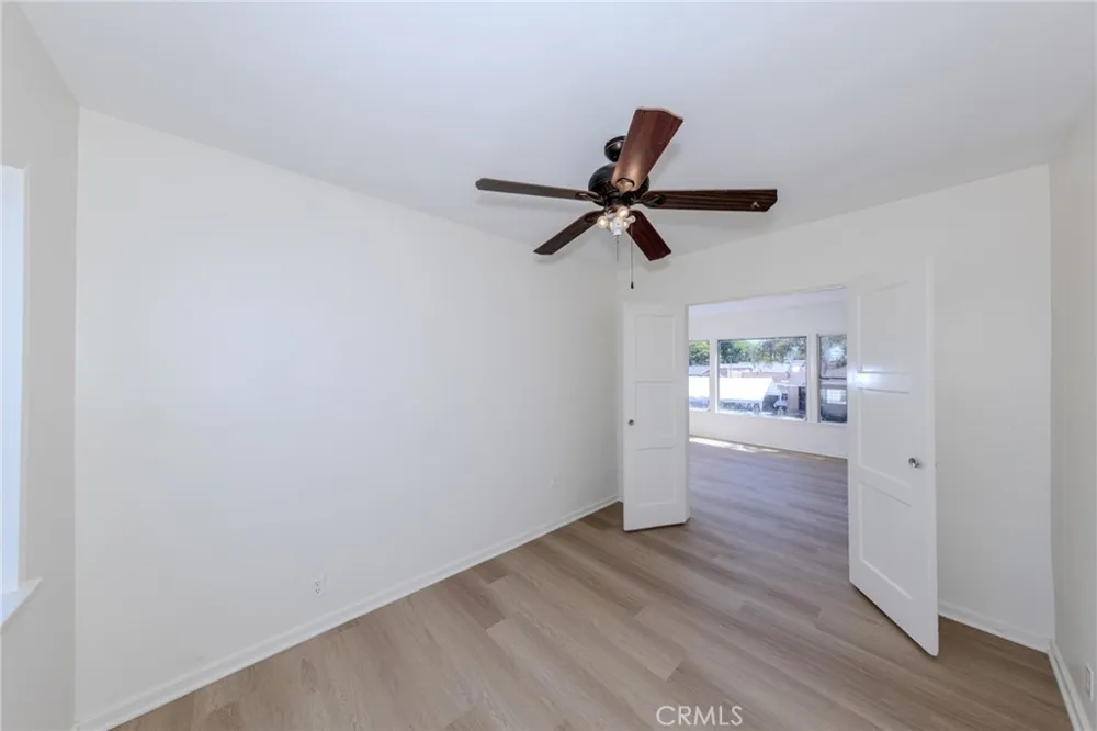 4076 Liberty Boulevard South Gate, CA 90280