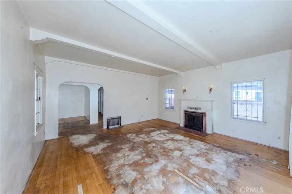 4076 Liberty Boulevard South Gate, CA 90280